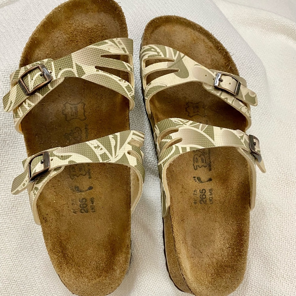 Birkenstock Green floral Birkis women’s 10 Good!